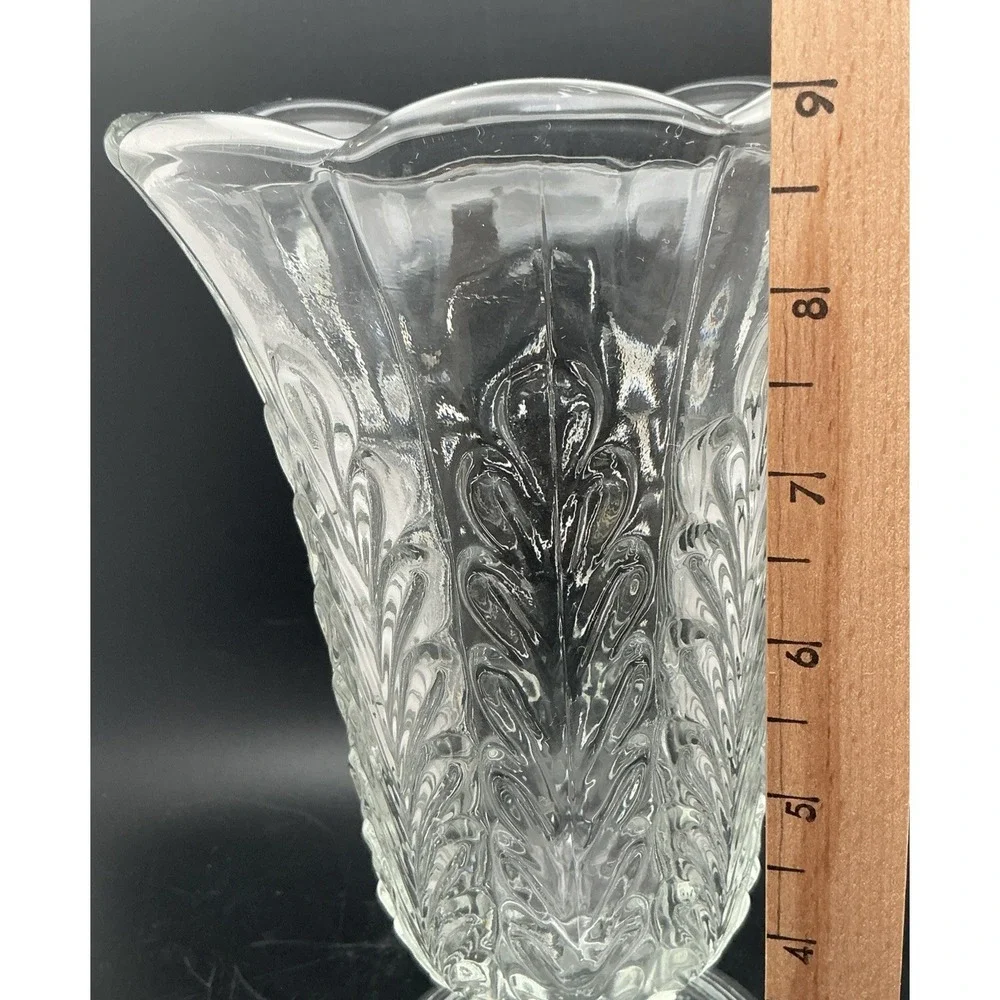 Vintage E. O. Brody Co M5200 Crystal Clear Glass Footed Vase 9